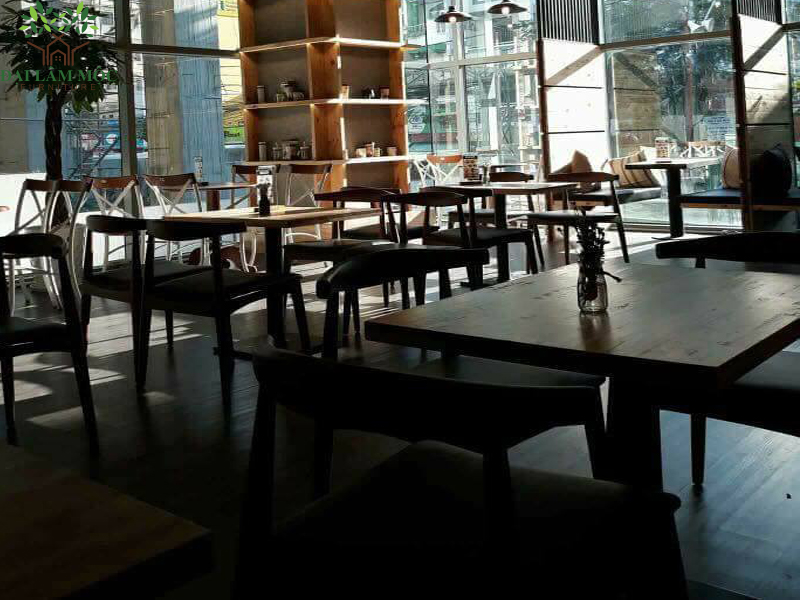 kieu-ban-ghe-cafe-5